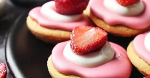 Read more about the article Vegan Strawberry Cookies – A Delicious and Healthy Treat